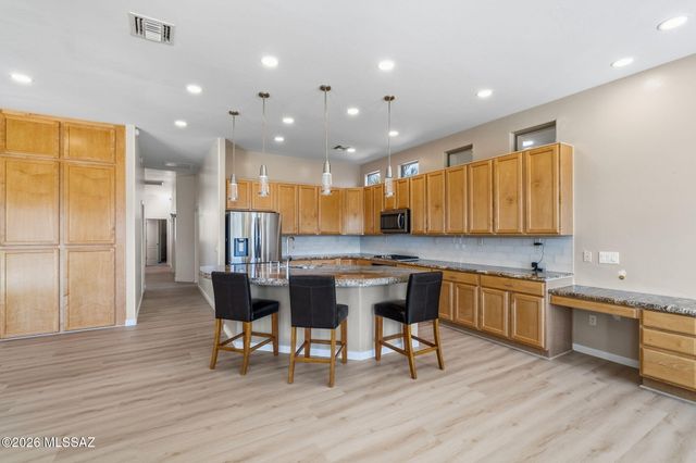 11414 N Verch Way, Tucson, AZ 85737