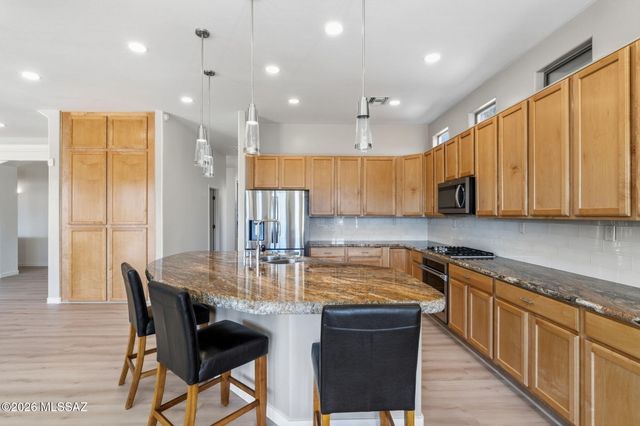 11414 N Verch Way, Tucson, AZ 85737