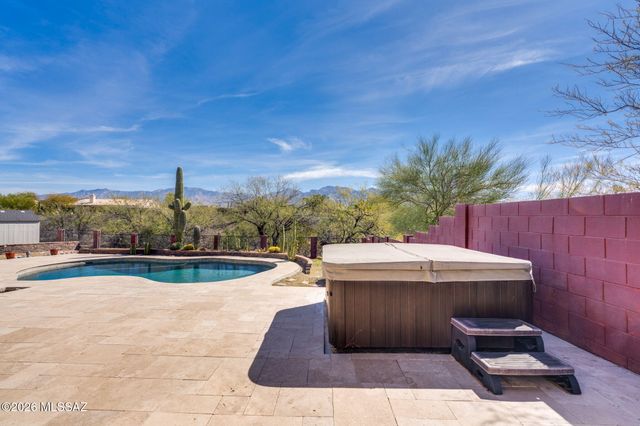 11414 N Verch Way, Tucson, AZ 85737