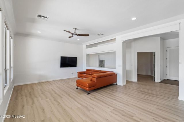 11414 N Verch Way, Tucson, AZ 85737