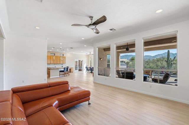 11414 N Verch Way, Tucson, AZ 85737