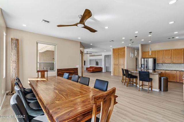 11414 N Verch Way, Tucson, AZ 85737