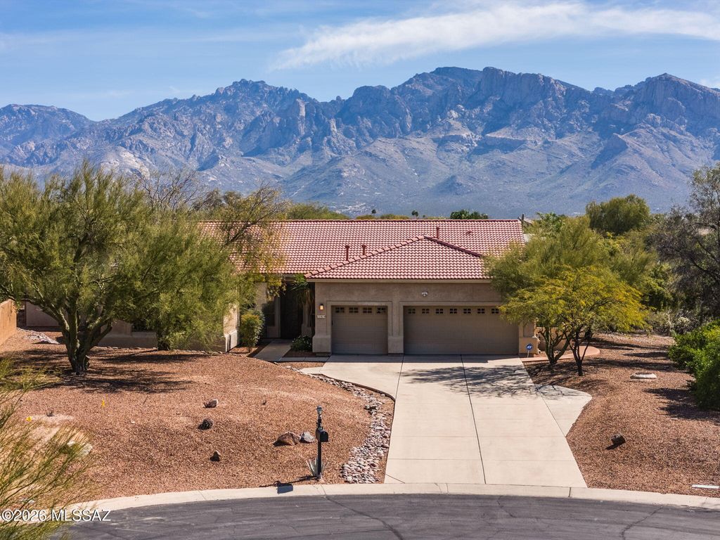 11414 N Verch Way, Tucson, AZ 85737