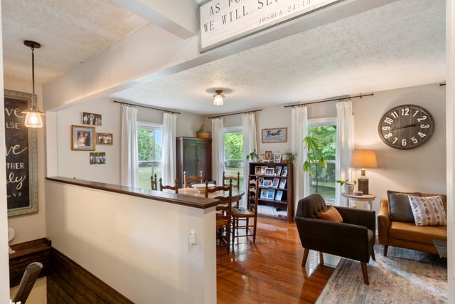 216 Rouse Rd, Dickson, TN 37055