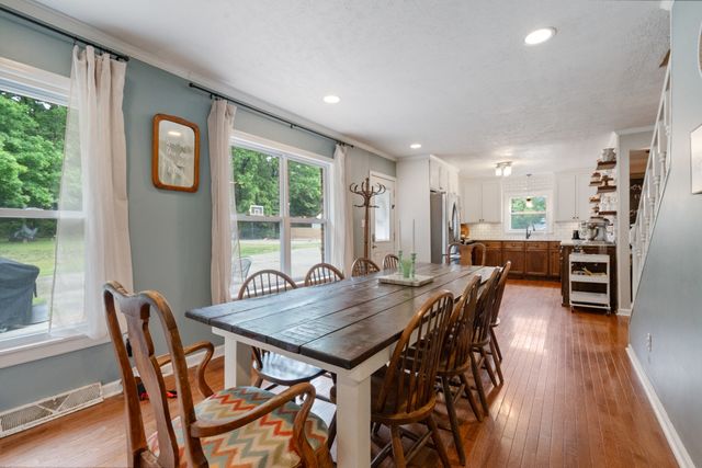 216 Rouse Rd, Dickson, TN 37055