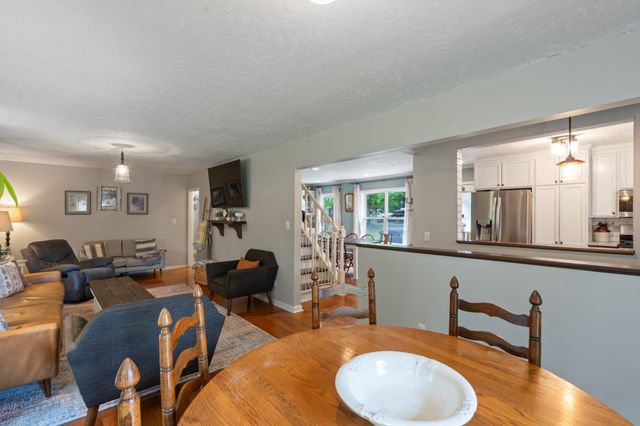 216 Rouse Rd, Dickson, TN 37055