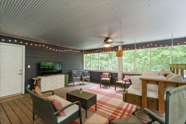 216 Rouse Rd, Dickson, TN 37055