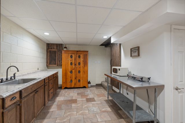 216 Rouse Rd, Dickson, TN 37055