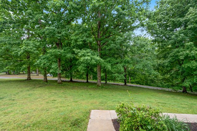216 Rouse Rd, Dickson, TN 37055