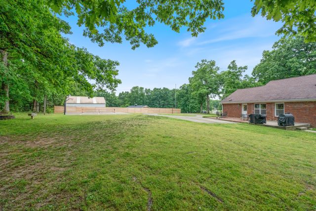 216 Rouse Rd, Dickson, TN 37055