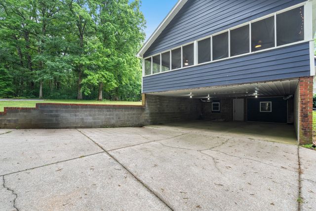 216 Rouse Rd, Dickson, TN 37055