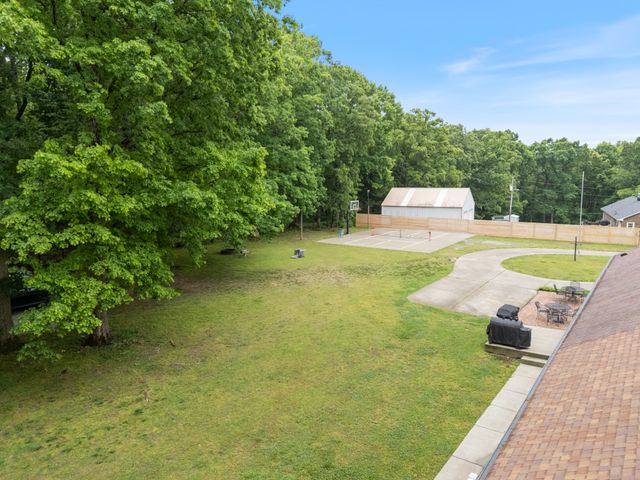 216 Rouse Rd, Dickson, TN 37055