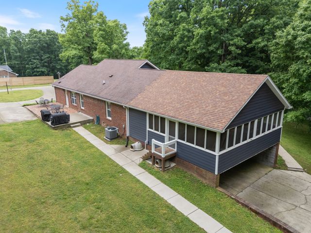 216 Rouse Rd, Dickson, TN 37055