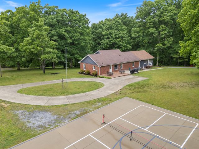 216 Rouse Rd, Dickson, TN 37055