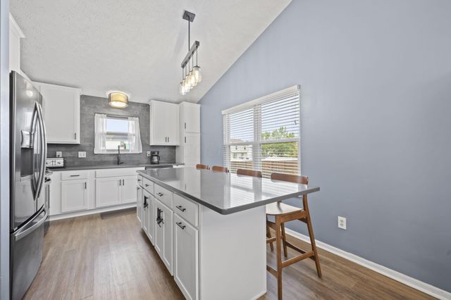 111 Fieldcrest Drive, Delaware, OH 43015