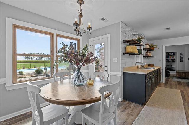 1633 Head Of River RD, Chesapeake, VA 23322
