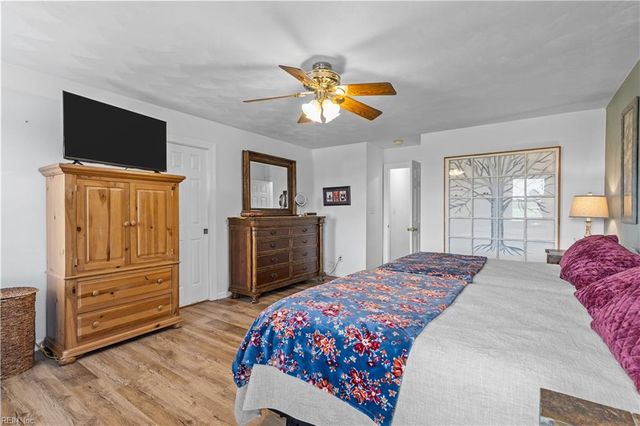 1633 Head Of River RD, Chesapeake, VA 23322