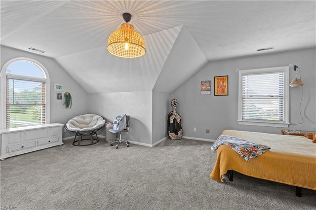 1633 Head Of River RD, Chesapeake, VA 23322