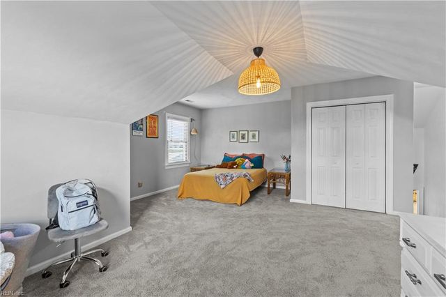 1633 Head Of River RD, Chesapeake, VA 23322
