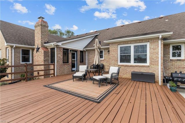 1633 Head Of River RD, Chesapeake, VA 23322