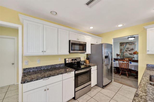 9208 142ND STREET, Seminole, FL 33776