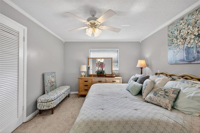 9208 142ND STREET, Seminole, FL 33776