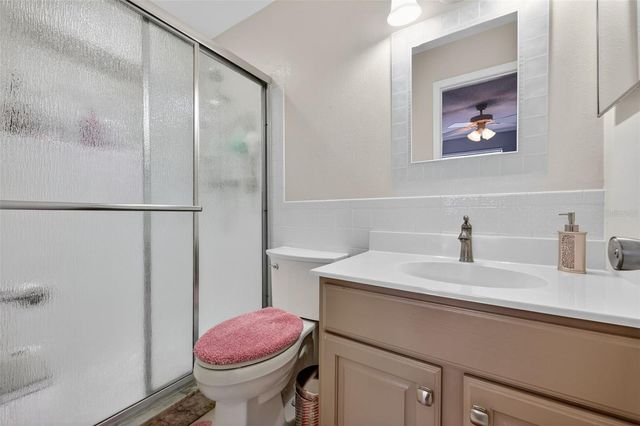 9208 142ND STREET, Seminole, FL 33776