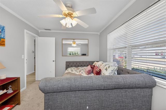 9208 142ND STREET, Seminole, FL 33776