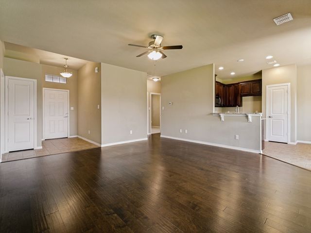 4009 Kensington Drive, Sanger, TX 76266