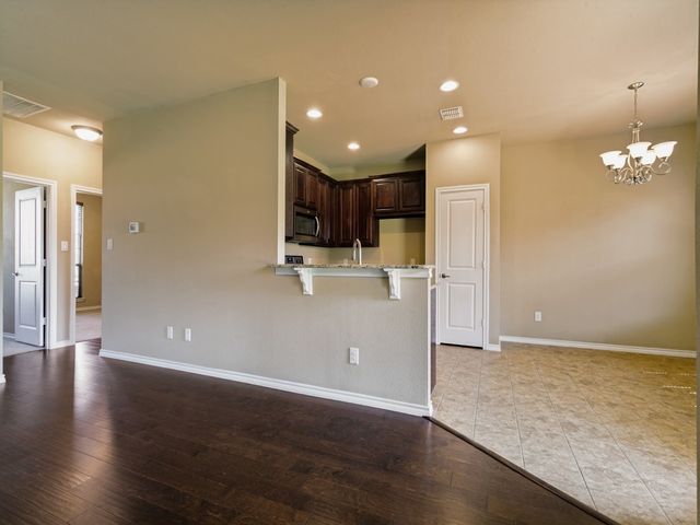 4009 Kensington Drive, Sanger, TX 76266