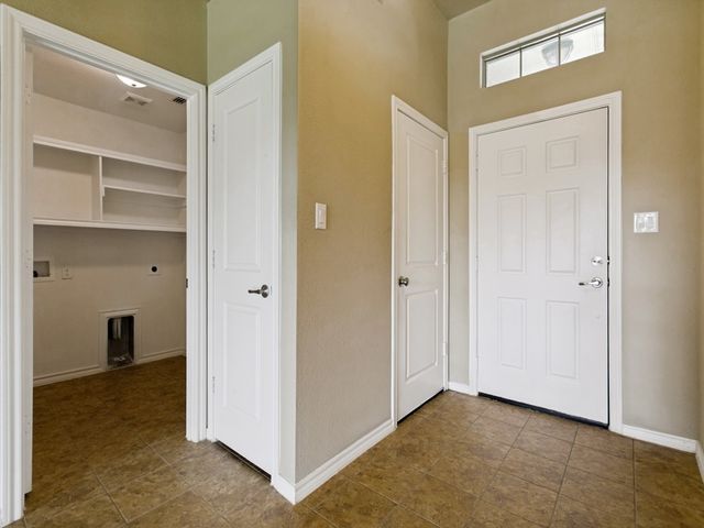 4009 Kensington Drive, Sanger, TX 76266