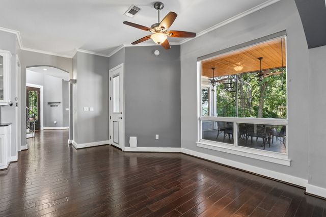 823 Carrie Court, Lakewood Village, TX 75068