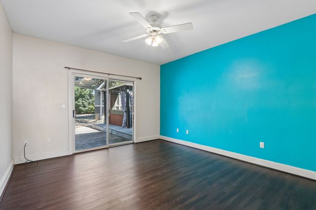 823 Carrie Court, Lakewood Village, TX 75068