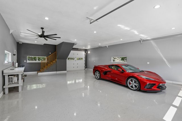 823 Carrie Court, Lakewood Village, TX 75068