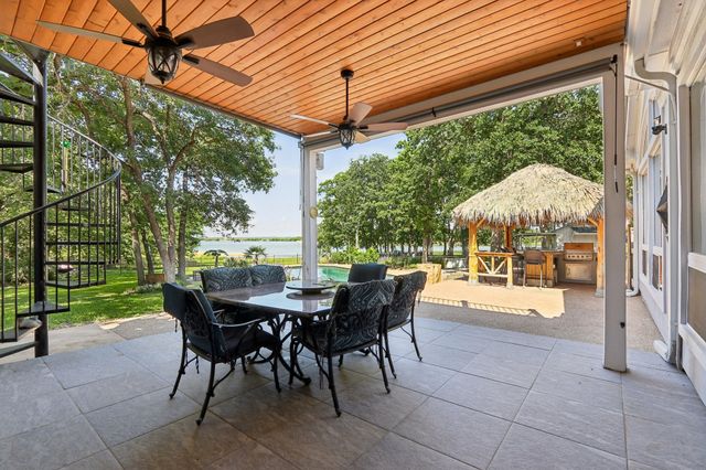 823 Carrie Court, Lakewood Village, TX 75068