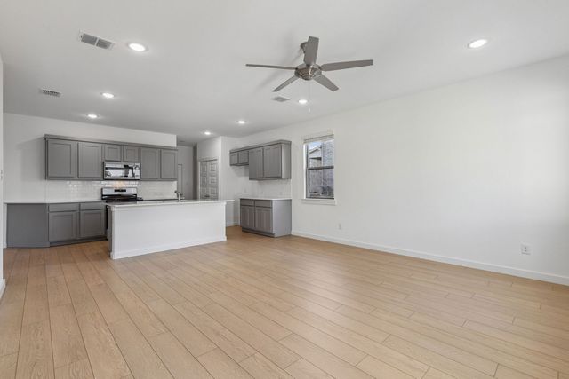 911 Knox River Drive, Mckinney, TX 75071