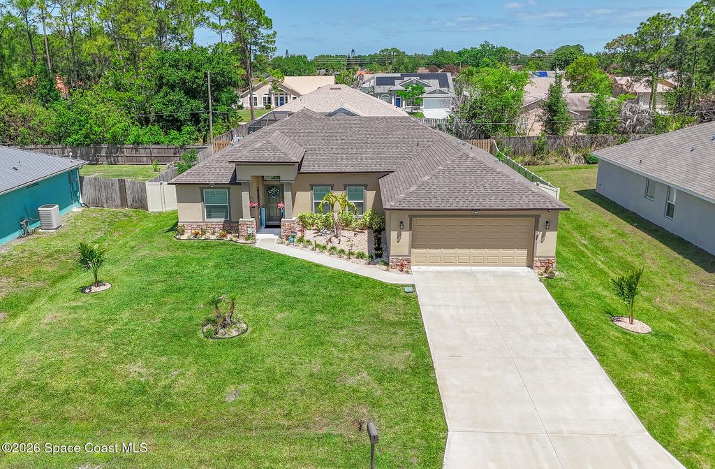 1771 Monrovia Street NW, Palm Bay, FL 32907