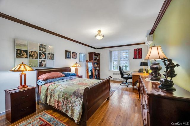 162-41 Powells Cove Boulevard 2J, Beechhurst, NY 11357