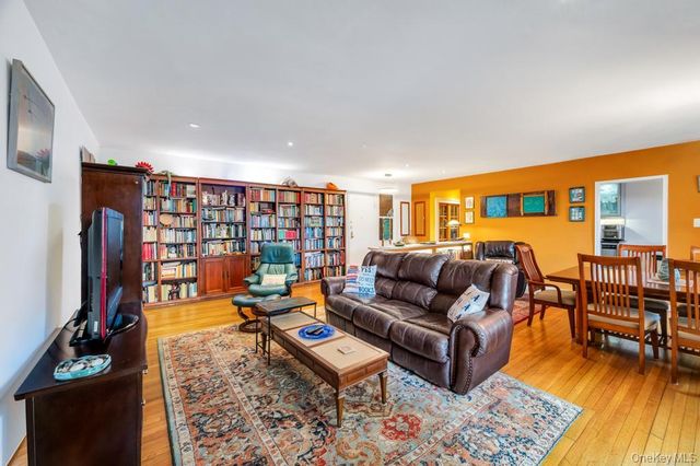 162-41 Powells Cove Boulevard 2J, Beechhurst, NY 11357