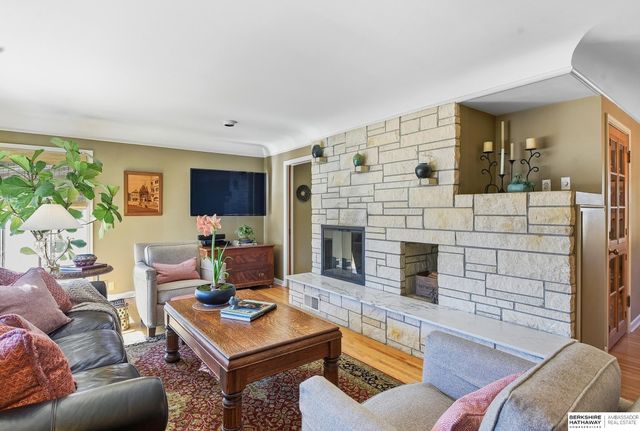 7974 Hickory Street, Omaha, NE 68124