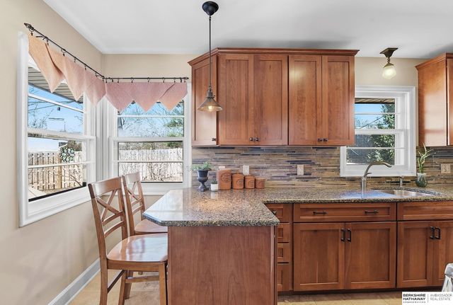 7974 Hickory Street, Omaha, NE 68124