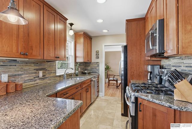 7974 Hickory Street, Omaha, NE 68124