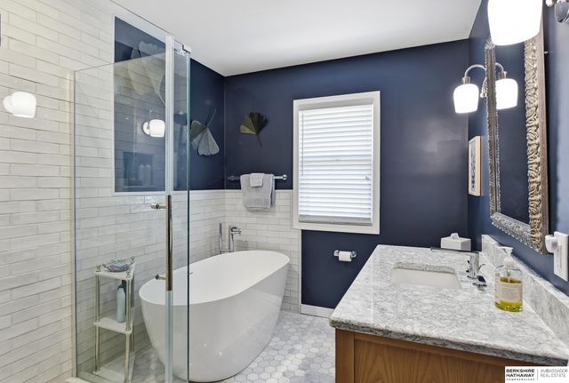 7974 Hickory Street, Omaha, NE 68124