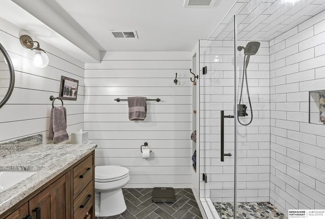 7974 Hickory Street, Omaha, NE 68124