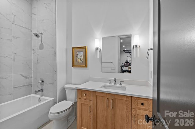 3345 Willow Oak Road, Charlotte, NC 28209