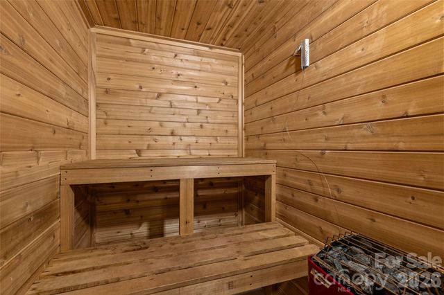 3345 Willow Oak Road, Charlotte, NC 28209