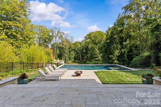 3345 Willow Oak Road, Charlotte, NC 28209