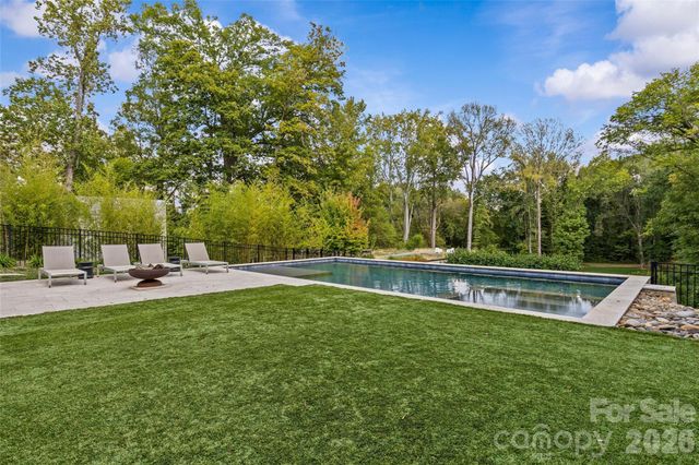 3345 Willow Oak Road, Charlotte, NC 28209