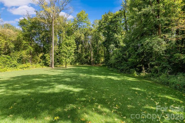 3345 Willow Oak Road, Charlotte, NC 28209