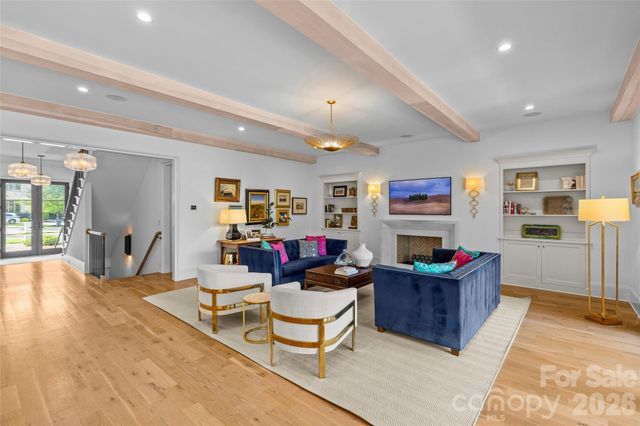 3345 Willow Oak Road, Charlotte, NC 28209